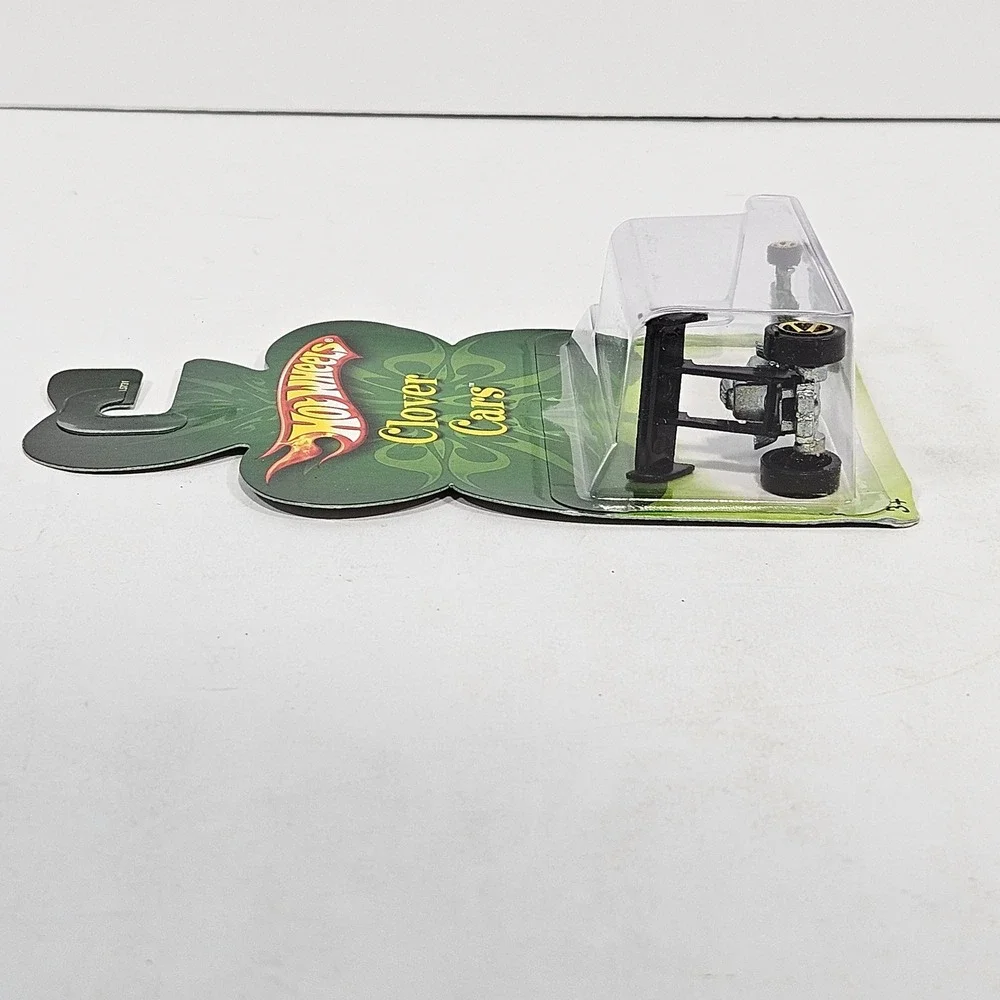 Hot Wheels Clover Cars Dragster 2007 Green Black St Patricks Day L5731 New NIB
